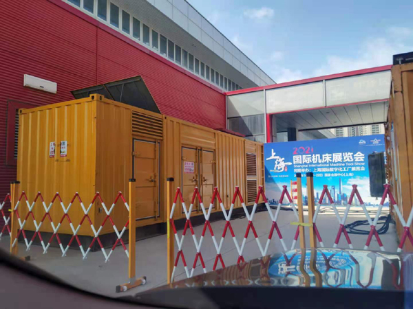 天心发电车出租-发电机无电压或电压太低怎么办？