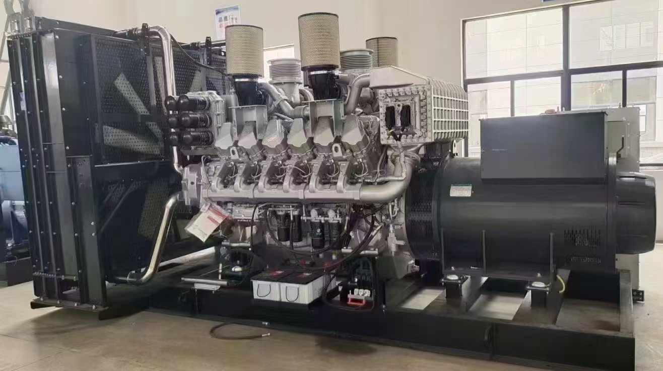 天心800KW柴油发电机组可以带动多少kw的设备？