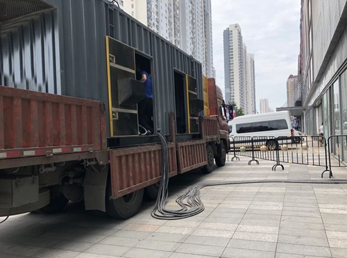 天心低温环境下，柴油发电机组电池充满电的具体时间受哪些因素影响？